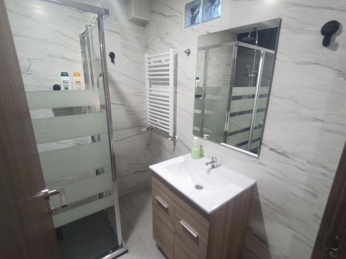 בסריל דה לה סיירה Apartamento De Lujo En La Sierra מראה חיצוני תמונה