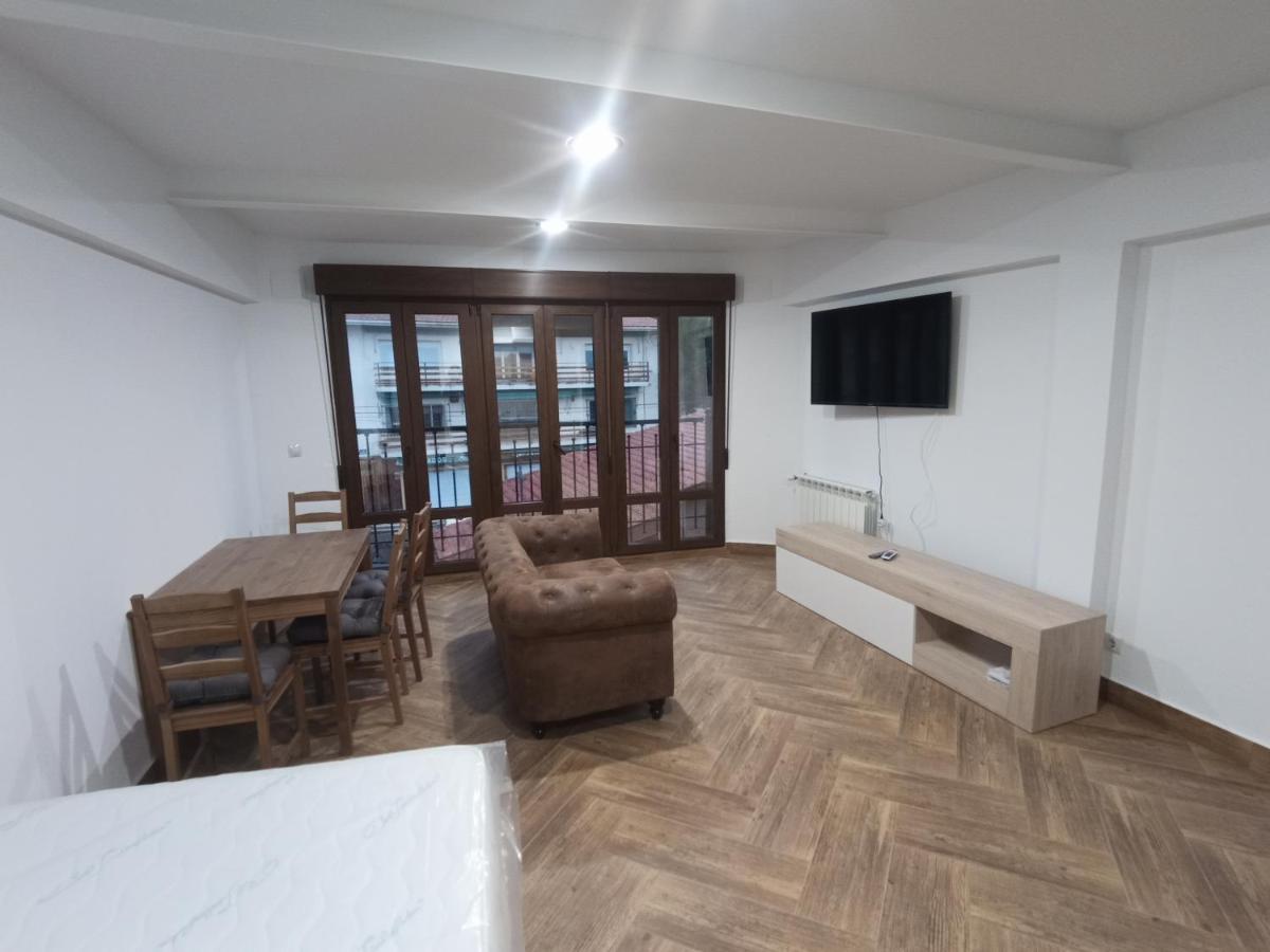 בסריל דה לה סיירה Apartamento De Lujo En La Sierra מראה חיצוני תמונה