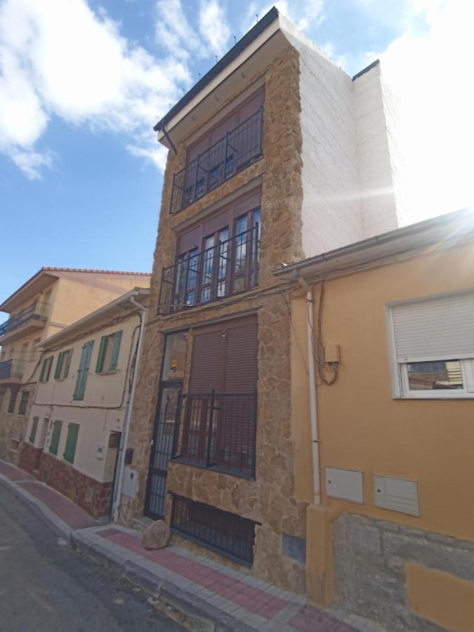 בסריל דה לה סיירה Apartamento De Lujo En La Sierra מראה חיצוני תמונה